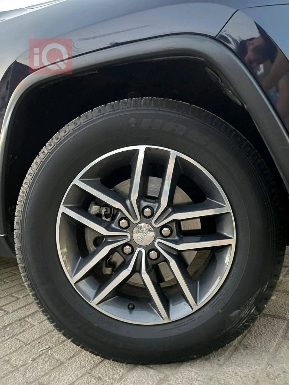 جيب جراند شيروكي